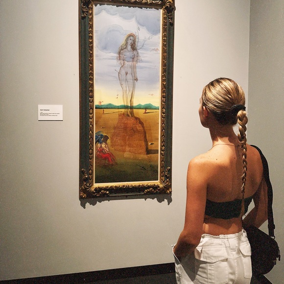 Meet your Posher, Kelsey - Picture 1 of 1